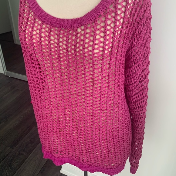 🤩🔥GUESS crochet sweater top in purple-pink - Picture 2 of 3